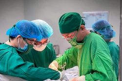 Bệnh viện Hữu nghị Đa khoa Nghệ An giành giật sự sống cho bệnh nhân trong thời khắc sinh tử