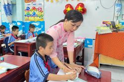Mái trường '4 tốt'