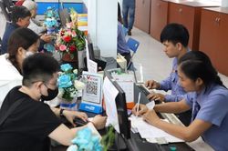 Tàu Tết tăng giá cao kỷ lục, khách đầu tiên vẫn 'chốt đơn' 10 vé: Vì sao?