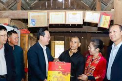 Hướng tới Đại hội Thi đua yêu nước tỉnh Nghệ An năm 2025:Nỗ lực chung tay vì người nghèo của hệ thống MTTQ ở Nghệ An