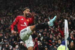 Trận cầu độc nhất vô nhị tại Premier League