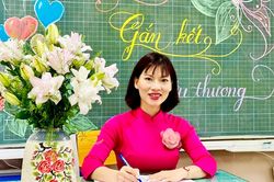 Nhà giáo Hoàng Minh Ngọc: Nhìn ngắm học trò và làm thơ