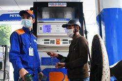 Giá xăng dầu hôm nay 21/9: Xăng lên giá, dầu thế giới tiếp đà giảm