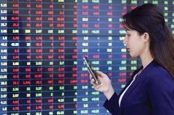 Nhận định thị trường chứng khoán 22/9: Quan sát lực cầu tại vùng 1.600 - 1.610 điểm