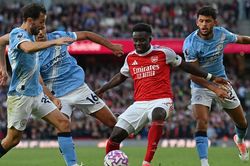 Arsenal thoát hiểm nhờ Martinelli, chia điểm kịch tính trước Man City tại Emirates