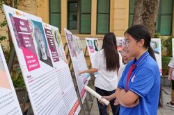 'Thắp sáng đam mê' - Hành trình khơi nguồn khoa học cho học sinh