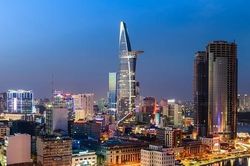Thị trường địa ốc: 'Nốt trầm' kéo dài hay 'bản nhạc' hồi sinh?