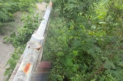 Phát hiện người đàn ông tử vong trong tư thế treo cổ