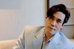 Ca sĩ Khánh Phương 'thanh minh' vụ MV dính web cá độ, cộng đồng mạng phản ứng gay gắt