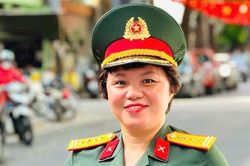 Đại tá Kiều Thanh Thúy trả lời câu hỏi doanh thu 700 tỷ của 'Mưa đỏ' về đâu?