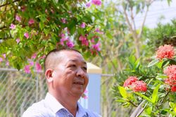 Người nông dân xứ Nghệ gieo màu xanh và khát vọng làm giàu từ cây cảnh