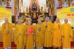 Khánh Hòa: Công bố quyết định chuẩn y nhân sự Ban Trị sự GHPGVN tỉnh và các ban chuyên môn sau hợp nhất
