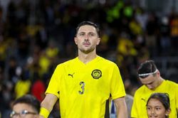 FIFA chính thức ra án phạt với LĐBĐ Malaysia và 7 cầu thủ nhập tịch đá trận gặp Việt Nam