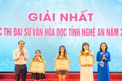 Tôn vinh những 'Đại sứ Văn hóa đọc' tỉnh Nghệ An năm 2025