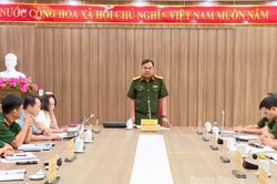 Quân khu 2 kiểm tra công tác quốc phòng, quân sự tại xã Vị Xuyên
