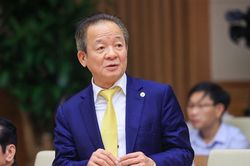 Tiềm lực ông bầu 'ôm' hơn 10 dự án điện sạch tỷ USD