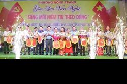 Giao lưu văn nghệ 'Sáng mãi niềm tin theo Đảng'