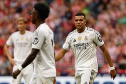 Phản ứng trái ngược của dàn sao Real Madrid sau thảm bại