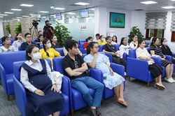VNVC nỗ lực đưa vaccine RSV phòng viêm phổi cho phụ nữ mang thai và người cao tuổi tại Việt Nam