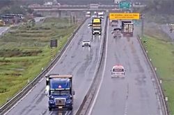 CẤM ĐƯỜNG trong thời gian BÃO SỐ 10 đổ bộ đất liền