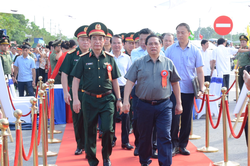 Thủ tướng Phạm Minh Chính dự lễ khánh thành cầu Phong Châu mới