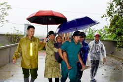 Nghệ An: Các xã vùng ven sông Lam chủ động di dời dân trước bão số 10