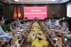 Ứng phó bão số 10 trước khi đổ bộ: Cảnh giác cao, không chủ quan