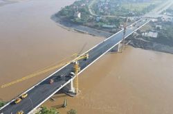 Thông xe cầu Phong Châu mới, vượt tiến độ 3 tháng