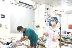 Bộ Y tế yêu cầu dồn lực cấp cứu nạn nhân bị ảnh hưởng bởi bão số 10