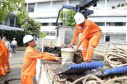 EVNCPC huy động 340 nhân lực hỗ trợ khắc phục hậu quả bão số 10