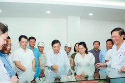 Xây dựng Nghệ An trở thành trung tâm y tế khu vực Bắc Trung Bộ