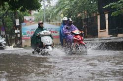 Tin mưa lớn nhiều nơi và dự báo thời tiết Hà Nội 10 ngày từ đêm 29/9 đến 8/10