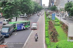 Camera AI soi 29 lượt vi phạm đi vào làn BRT ở Hà Nội