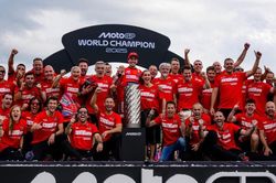 Marc Márquez và Ducati vô địch sớm 5 chặng MotoGP 2025