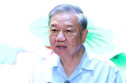 Tổng Bí thư: Một số chức danh lãnh đạo sẽ 'không phải là người địa phương'