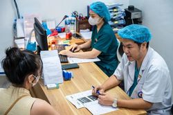 Từ hôm nay, phụ nữ độc thân được quyền sinh con bằng IVF
