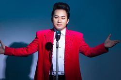 Nghệ sĩ Việt Nam đồng hành cùng người dân khắc phục hậu quả bão số 10