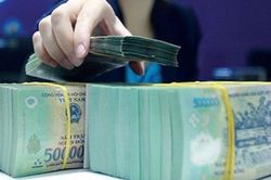 Lãi suất tiết kiệm nhích lên ở các kỳ hạn ngắn
