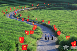 Chúng em tiếp bước trên con đường mà Đảng và Bác Hồ đã chọn
