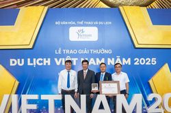 Sản phẩm du lịch 'Đường Trường Sơn huyền thoại – Hang Chỉ Huy' đạt Giải thưởng Du lịch Việt Nam 2025