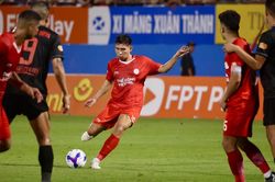 HLV Kim Sang Sik gọi, Vua phá lưới U23 Đông Nam Á trả lời