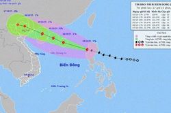 Bão Matmo di chuyển rất nhanh vào Biển Đông chiều tối nay