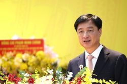 Chủ nhiệm Ủy ban Kiểm tra Trung ương Nguyễn Duy Ngọc phát biểu chỉ đạo tại Đại hội Đảng bộ tỉnh Hưng Yên