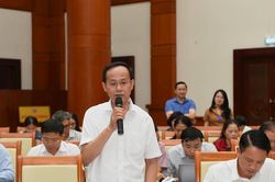 Đề xuất thuế 0,1% với giao dịch vàng miếng, thuế bất động sản tạm 'đứng yên'