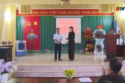 Nỗ lực phát triển đảng viên trong vùng đồng bào có đạo