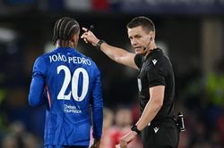 Giấc mơ trẻ của Chelsea đang rạn nứt