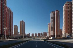 Ordos, từ 'thị trấn ma' khét tiếng nhất Trung Quốc trở thành nơi huấn luyện xe tự hành