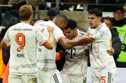 Bayern làm nên lịch sử