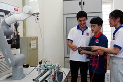 Quyết liệt trong sắp xếp cơ sở giáo dục đại học, nghề nghiệp
