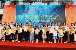 Trao giải 2 cuộc thi vẽ tranh, tìm hiểu về tác hại của thuốc lá và thuốc lá điện tử